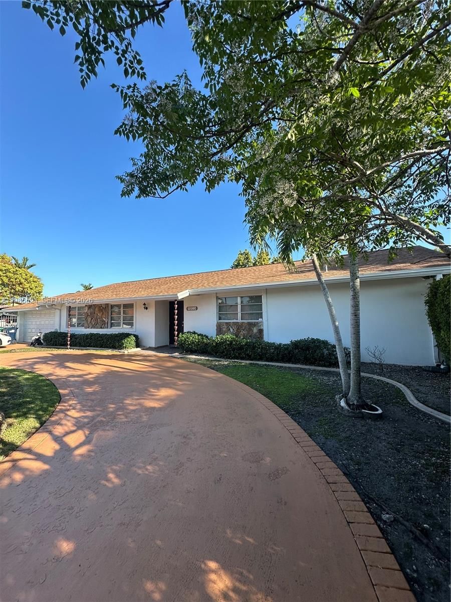 Real estate property located at 9814 4th Ter, Miami-dade, West Gdn 1st Addn Sec 2, Miami, FL