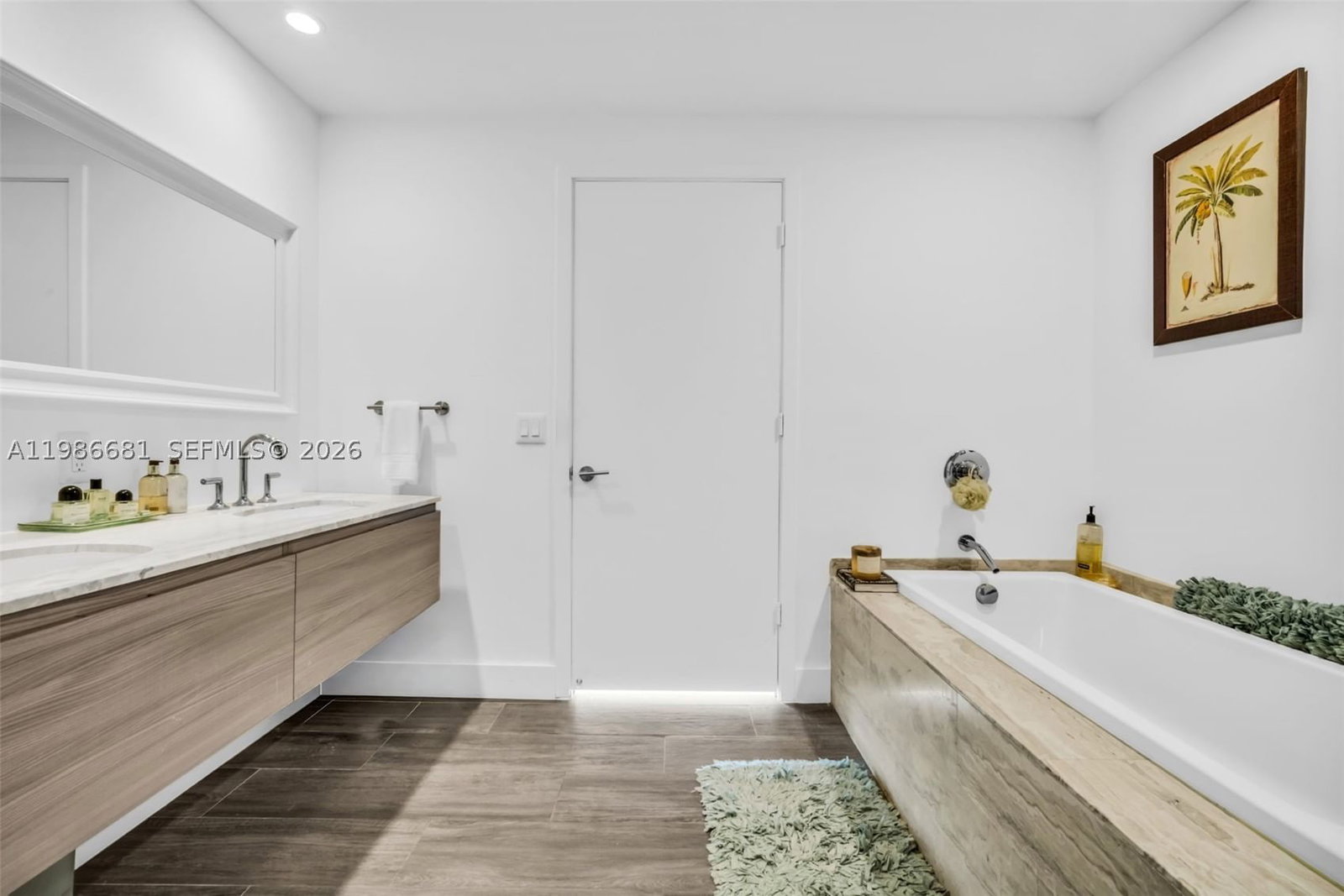 Real estate property located at 2900 7th Ave #1408, Miami-dade, Biscayne Beach Condo, Miami, FL