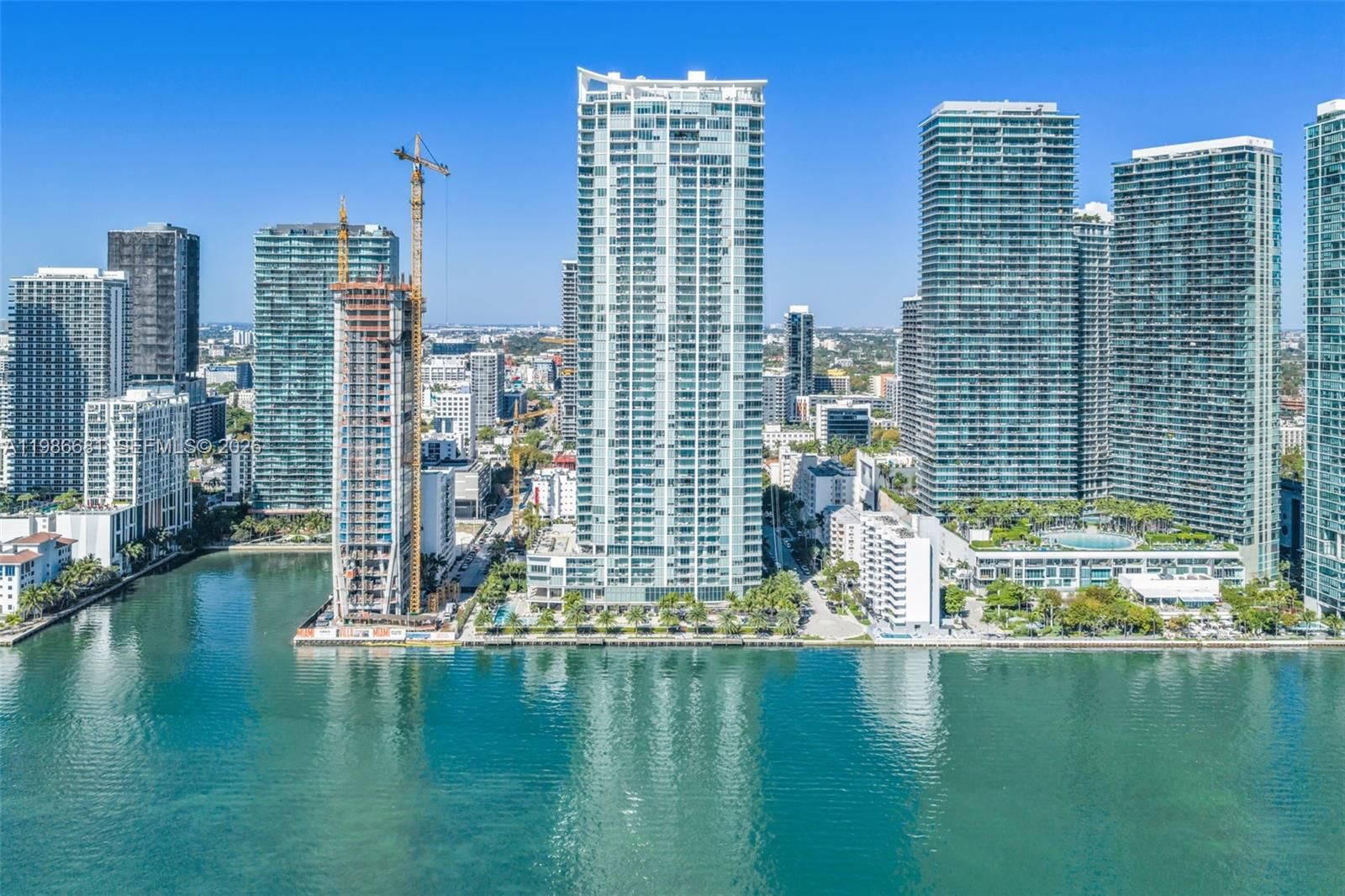 Real estate property located at 2900 7th Ave #1408, Miami-dade, Biscayne Beach Condo, Miami, FL