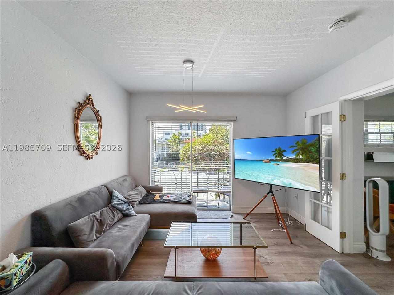 Real estate property located at 1611 West Ave #9, Miami-dade, Lincoln Road Villas East, Miami Beach, FL