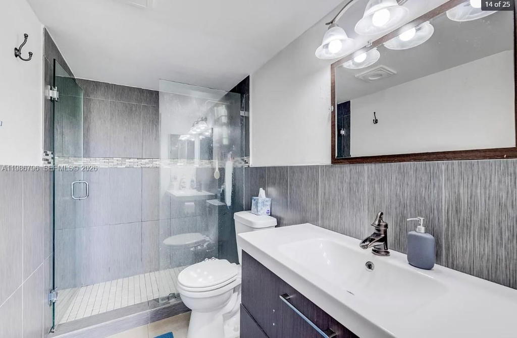 Real estate property located at , Broward, Inverwood Condo, Lauderhill, FL