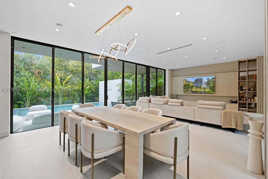 Real estate property located at 4534 Sheridan Ave, Miami-dade, Surprise Lake, Miami Beach, FL