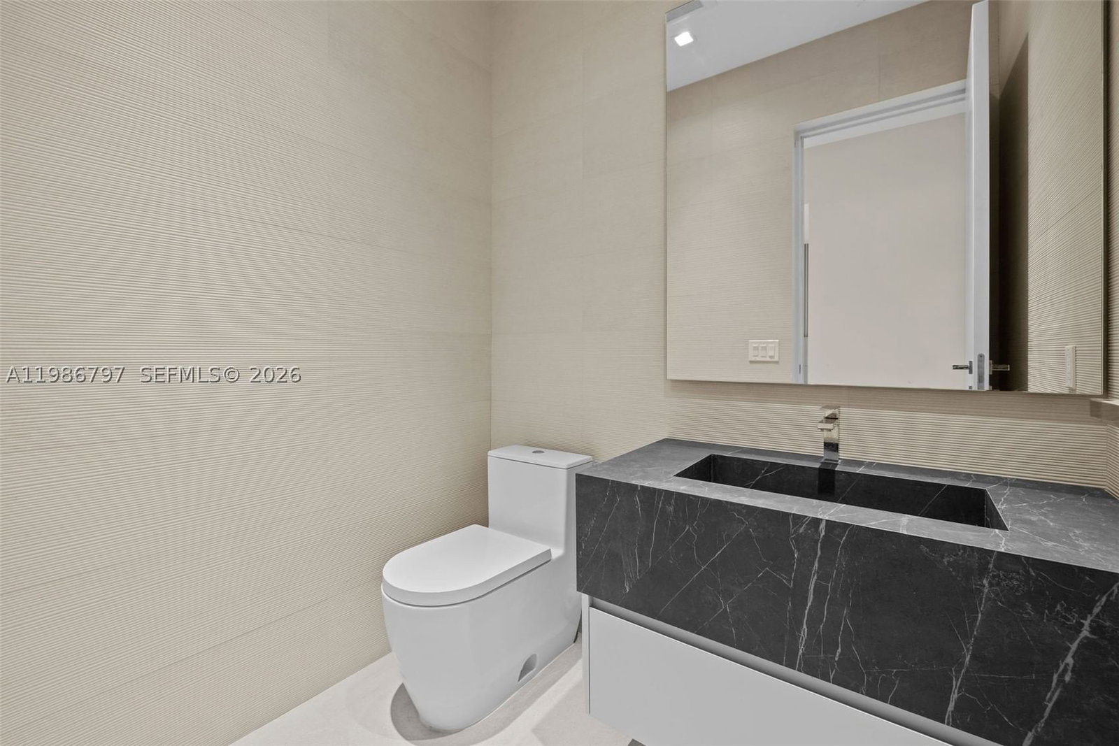 Real estate property located at 4534 Sheridan Ave, Miami-dade, Surprise Lake, Miami Beach, FL