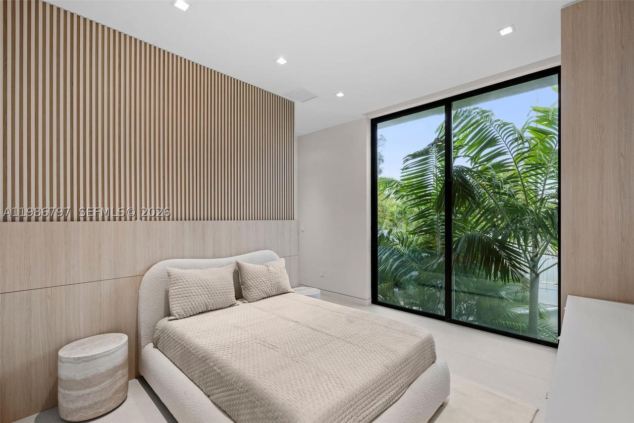 Real estate property located at 4534 Sheridan Ave, Miami-dade, Surprise Lake, Miami Beach, FL