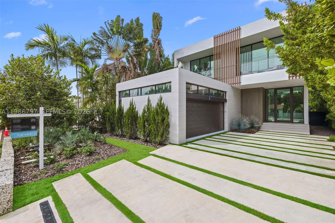 Real estate property located at 4534 Sheridan Ave, Miami-dade, Surprise Lake, Miami Beach, FL