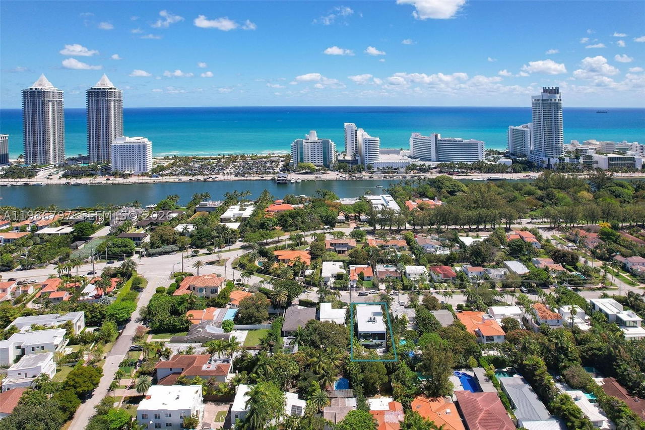 Real estate property located at 4534 Sheridan Ave, Miami-dade, Surprise Lake, Miami Beach, FL