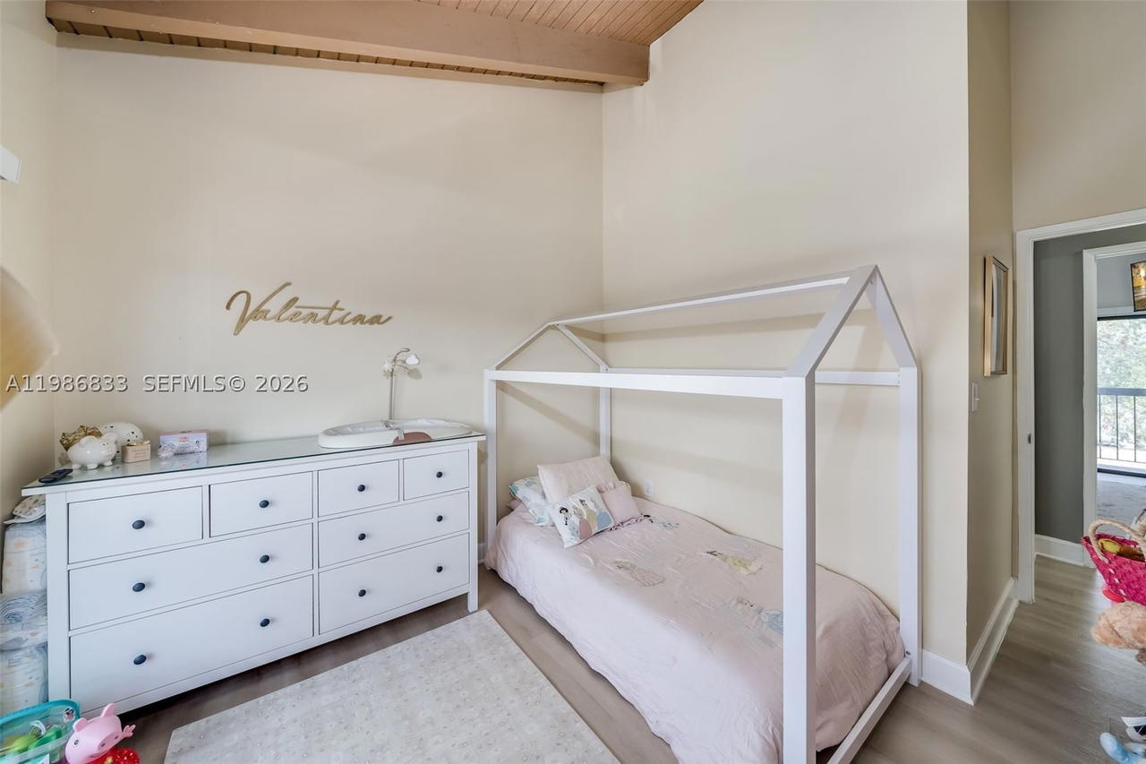 Real estate property located at 1809 107th Ave #2705, Miami-dade, Villas University Square, Miami, FL