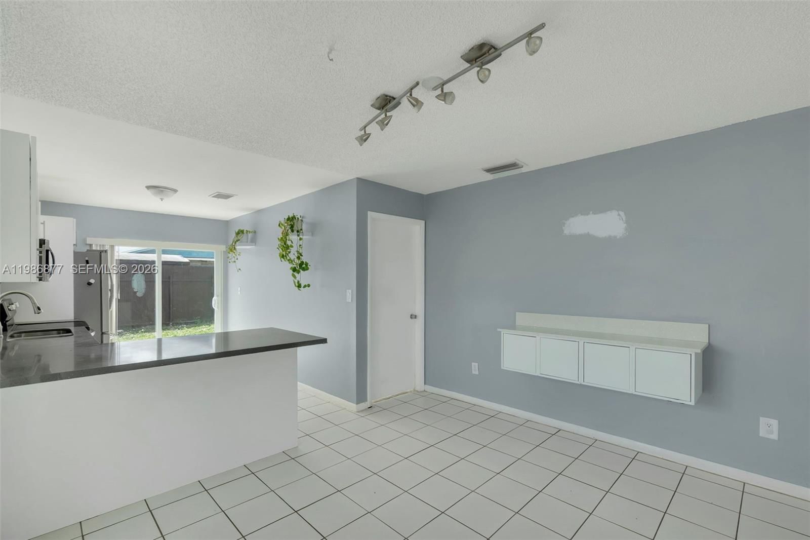 Real estate property located at 10532 21st Ln, Miami-dade, Les Chalets, Miami, FL