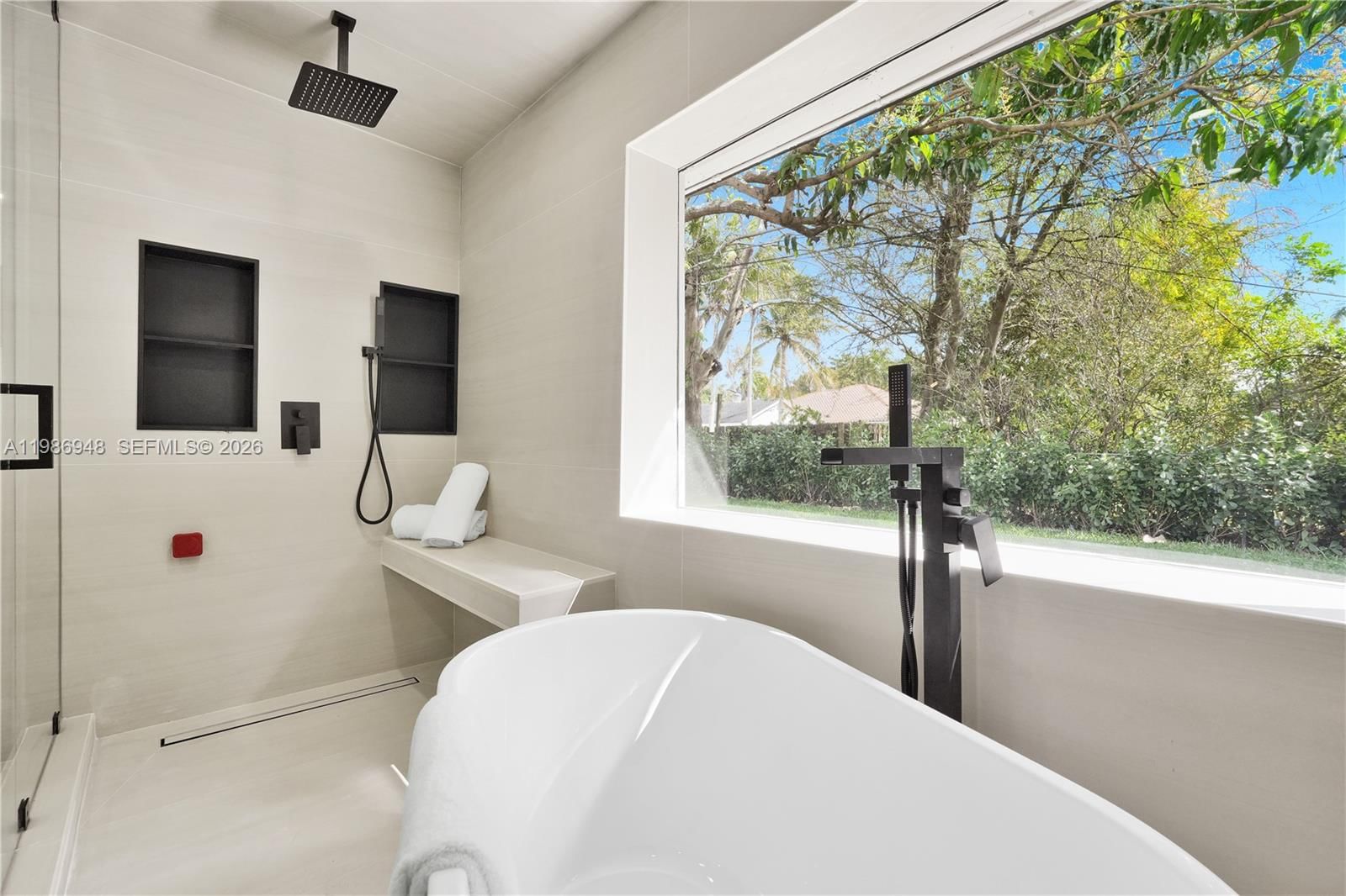 Real estate property located at 8220 133rd St, Miami-dade, Capri Estates, Pinecrest, FL