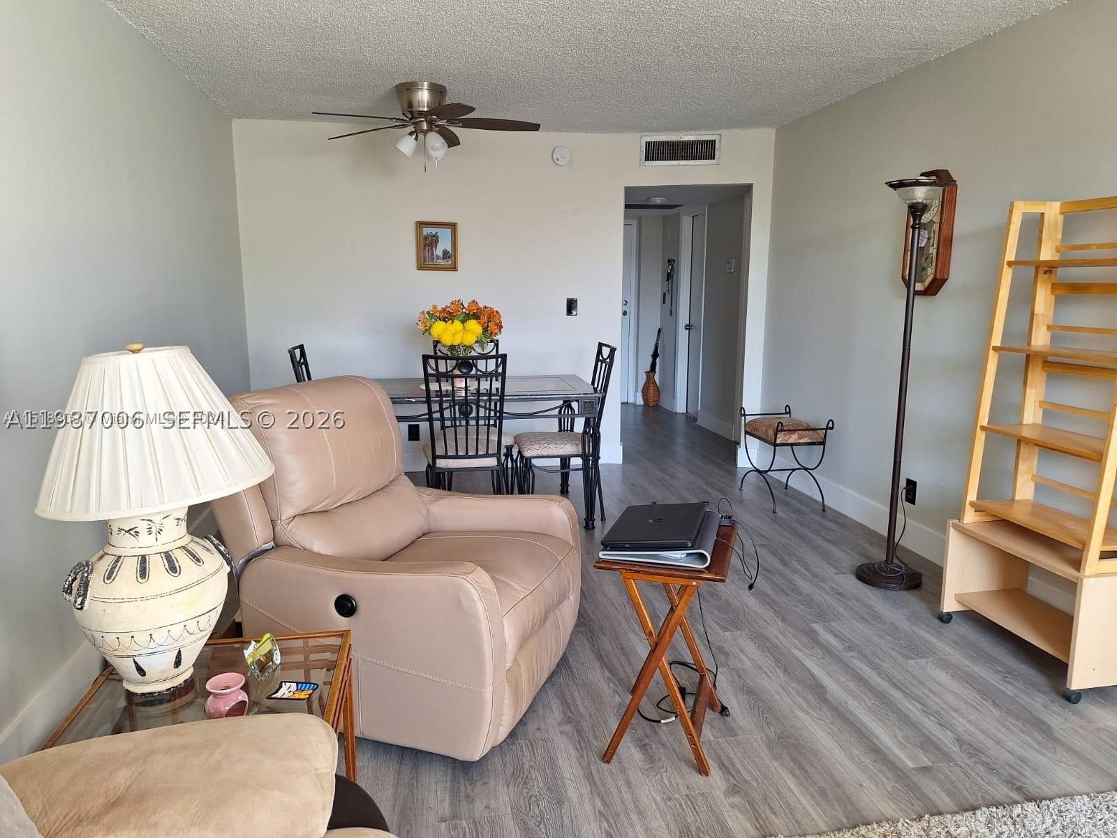 Real estate property located at 6700 Cypress Rd #409, Broward, Plantation Place Condo, Plantation, FL