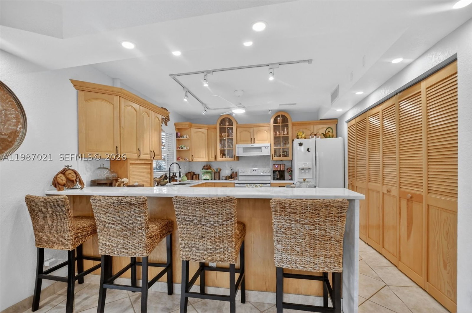 Real estate property located at 333 20th Ave G2 (104), Broward, Beach House Village Condo, Deerfield Beach, FL