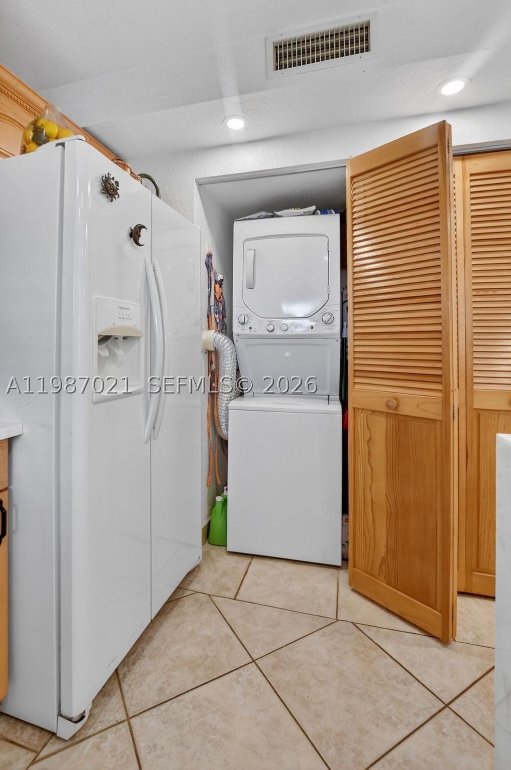 Real estate property located at 333 20th Ave G2 (104), Broward, Beach House Village Condo, Deerfield Beach, FL