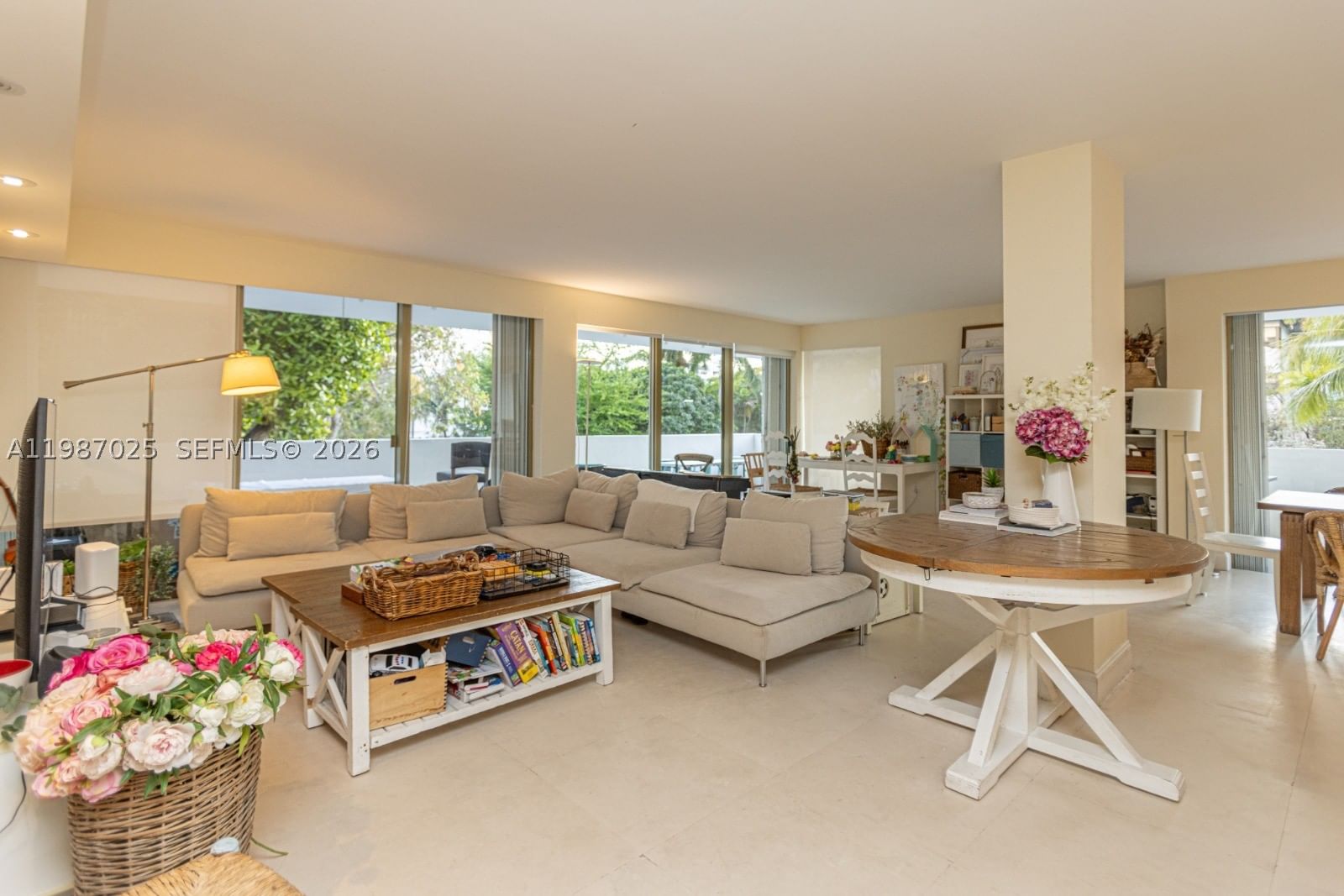 Real estate property located at 155 Ocean Lane Dr #201, Miami-dade, Commodore Club West Condo, Key Biscayne, FL