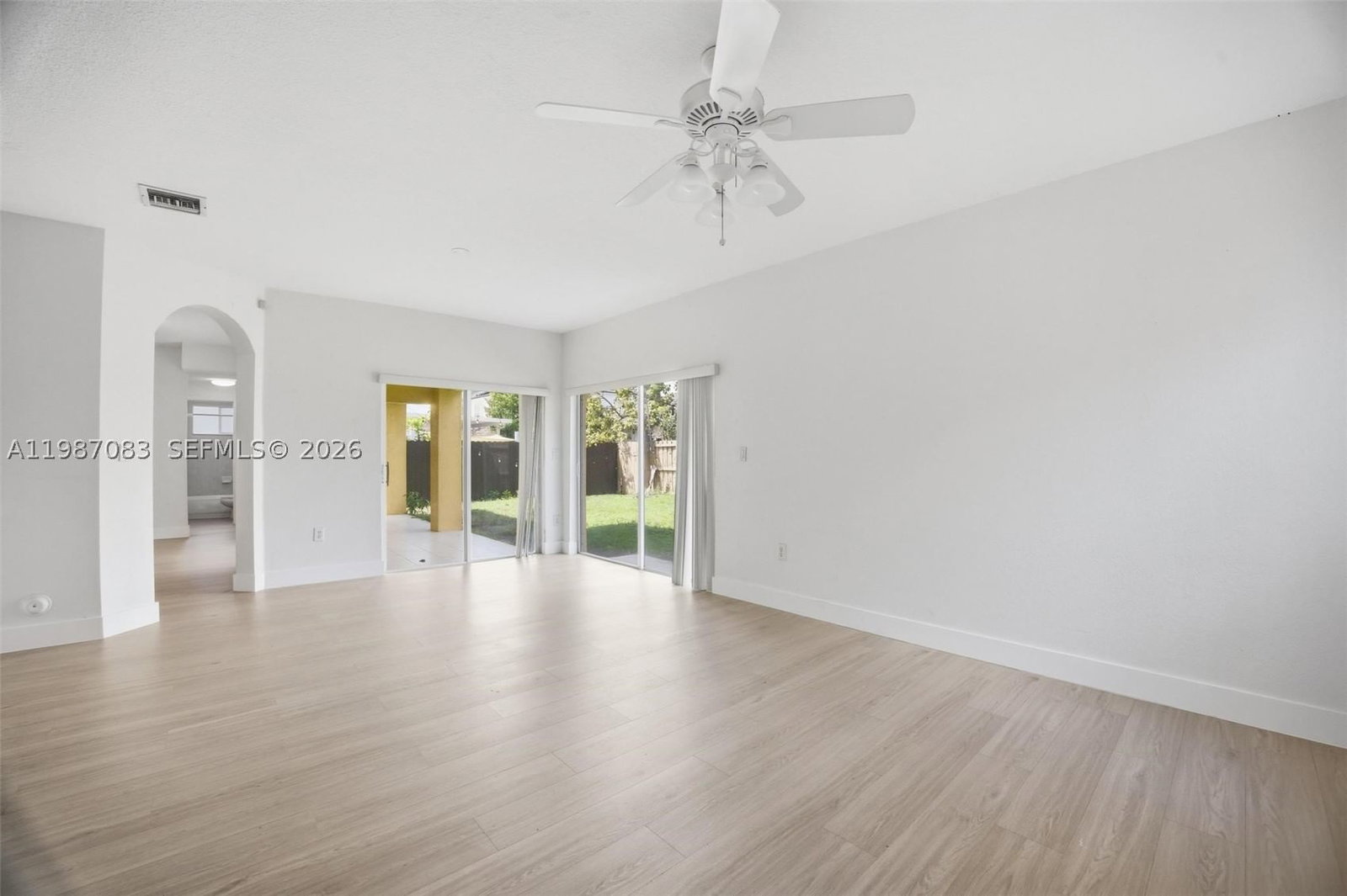 Real estate property located at 16131 151st Ter, Miami-dade, Shoreway Sub, Miami, FL
