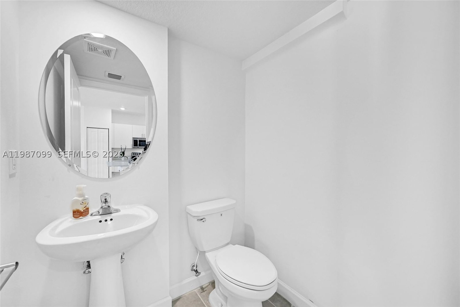 Real estate property located at 20357 4th Path, Miami-dade, Vista Lago, Miami Gardens, FL