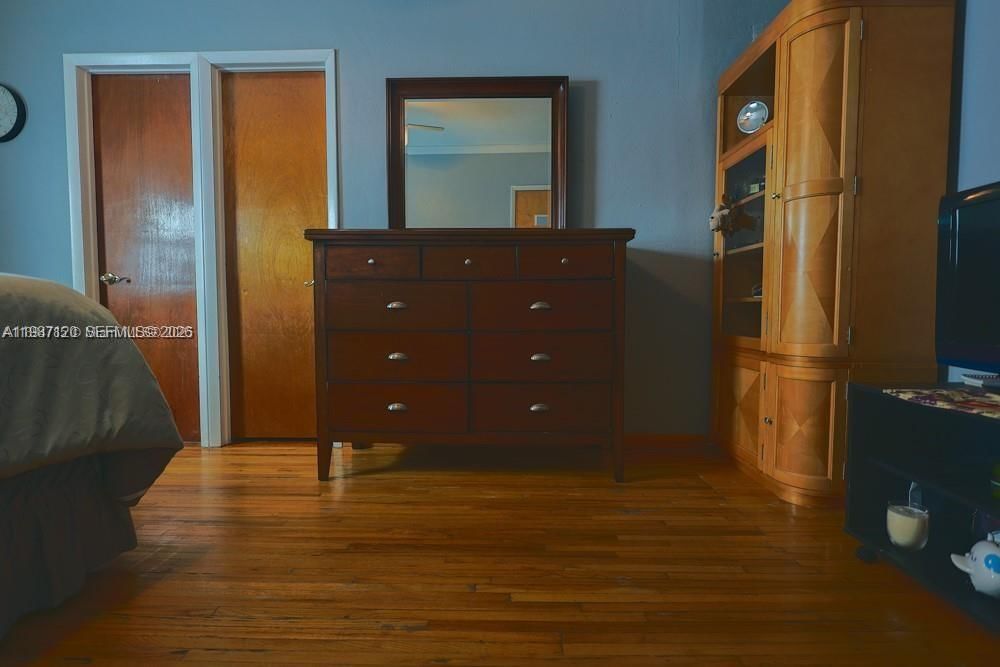 Real estate property located at 3495 2nd Ave, Miami-dade, Bradley Heights, Hialeah, FL
