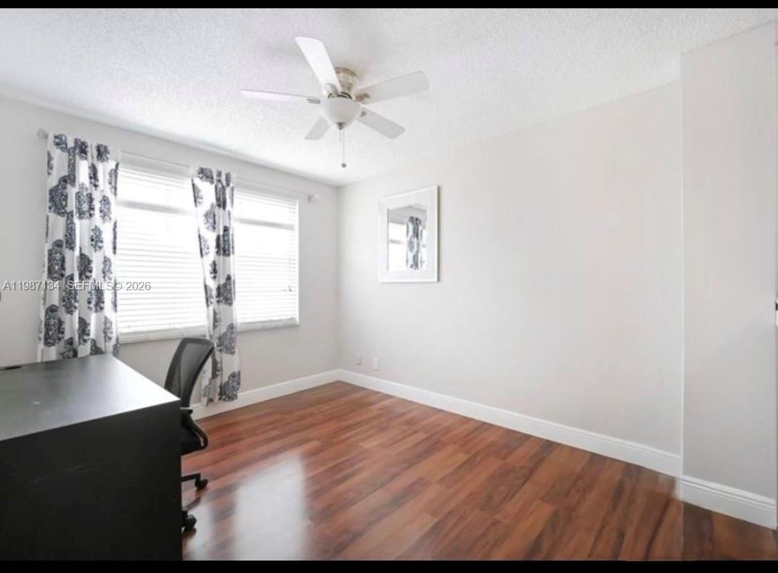 Real estate property located at 6690 38th Dr, Broward, S & R Of Inverrary, Lauderhill, FL