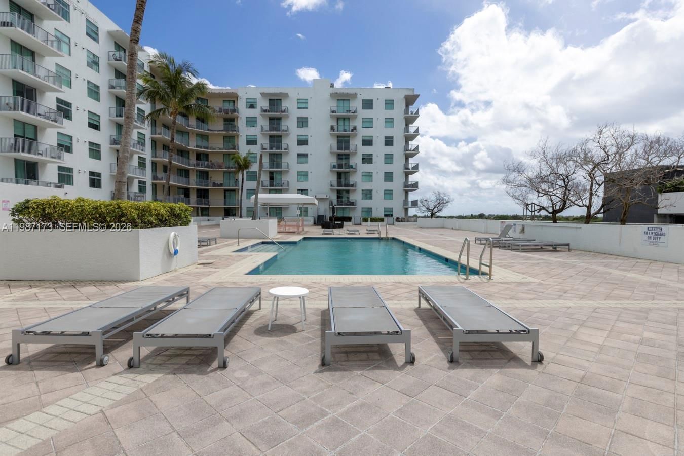 Real estate property located at 140 Dixie Hwy #403, Broward, Hollywood Station Res Con, Hollywood, FL