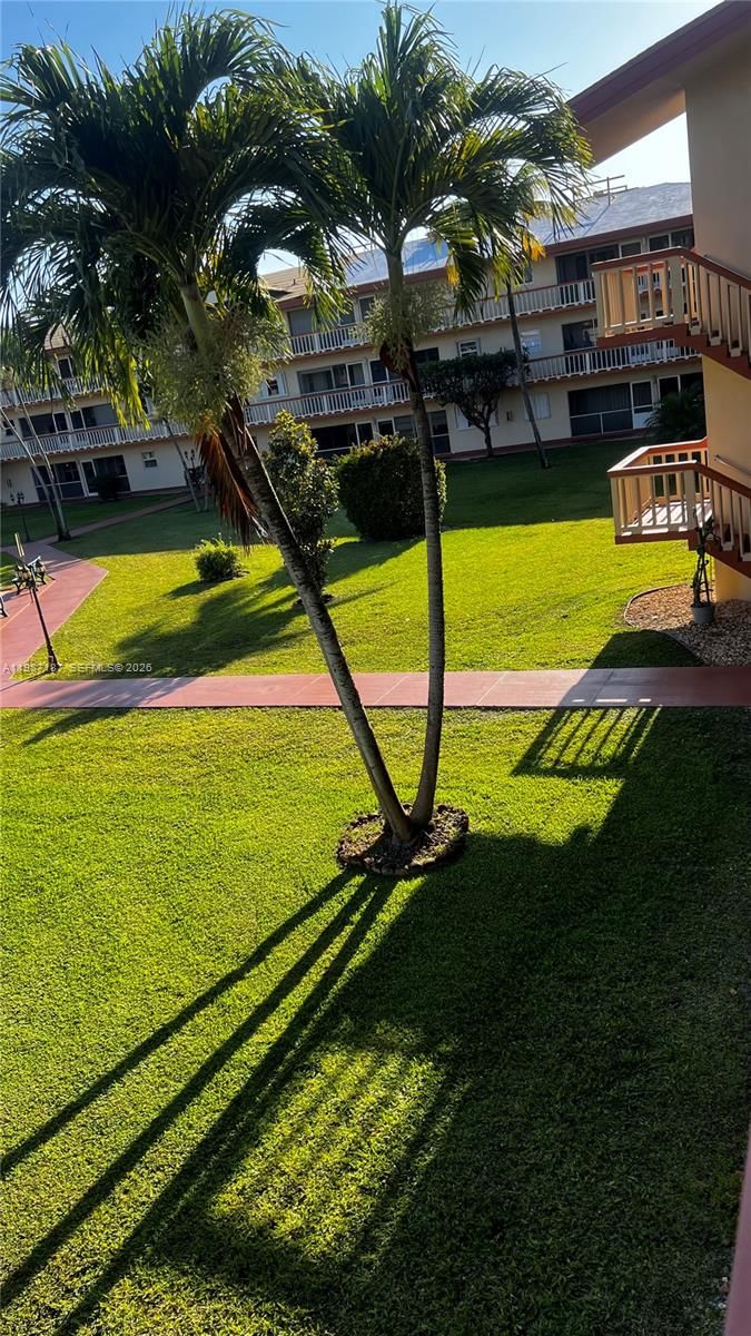 Real estate property located at 5300 Washington St K223, Broward, Beverly Hills Condo Numbe, Hollywood, FL