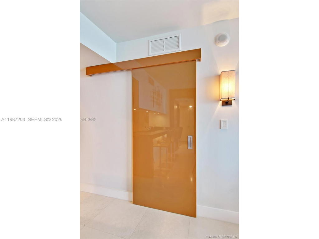 Real estate property located at 6801 COLLINS AVE #1104, Miami-dade, Carillon Beach, Miami Beach, FL