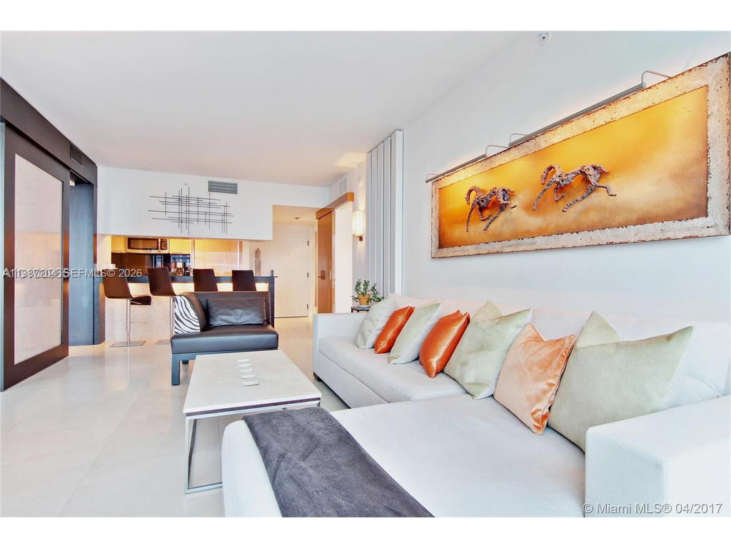 Real estate property located at 6801 COLLINS AVE #1104, Miami-dade, Carillon Beach, Miami Beach, FL