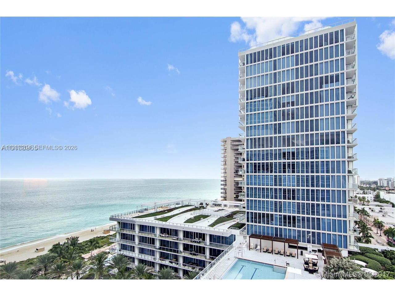 Real estate property located at 6801 COLLINS AVE #1104, Miami-dade, Carillon Beach, Miami Beach, FL