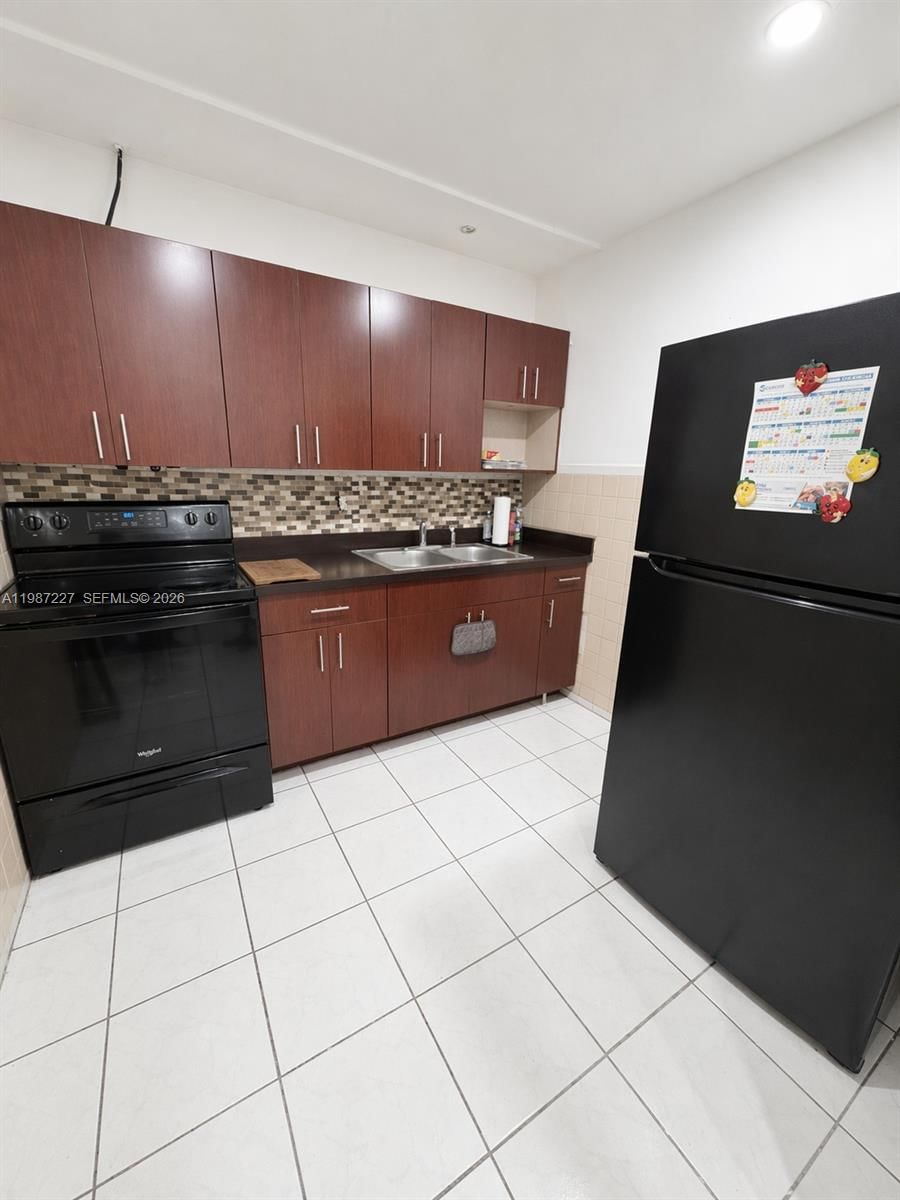 Real estate property located at 3281 13th St, Broward, Larkdale Unit 2, Lauderhill, FL