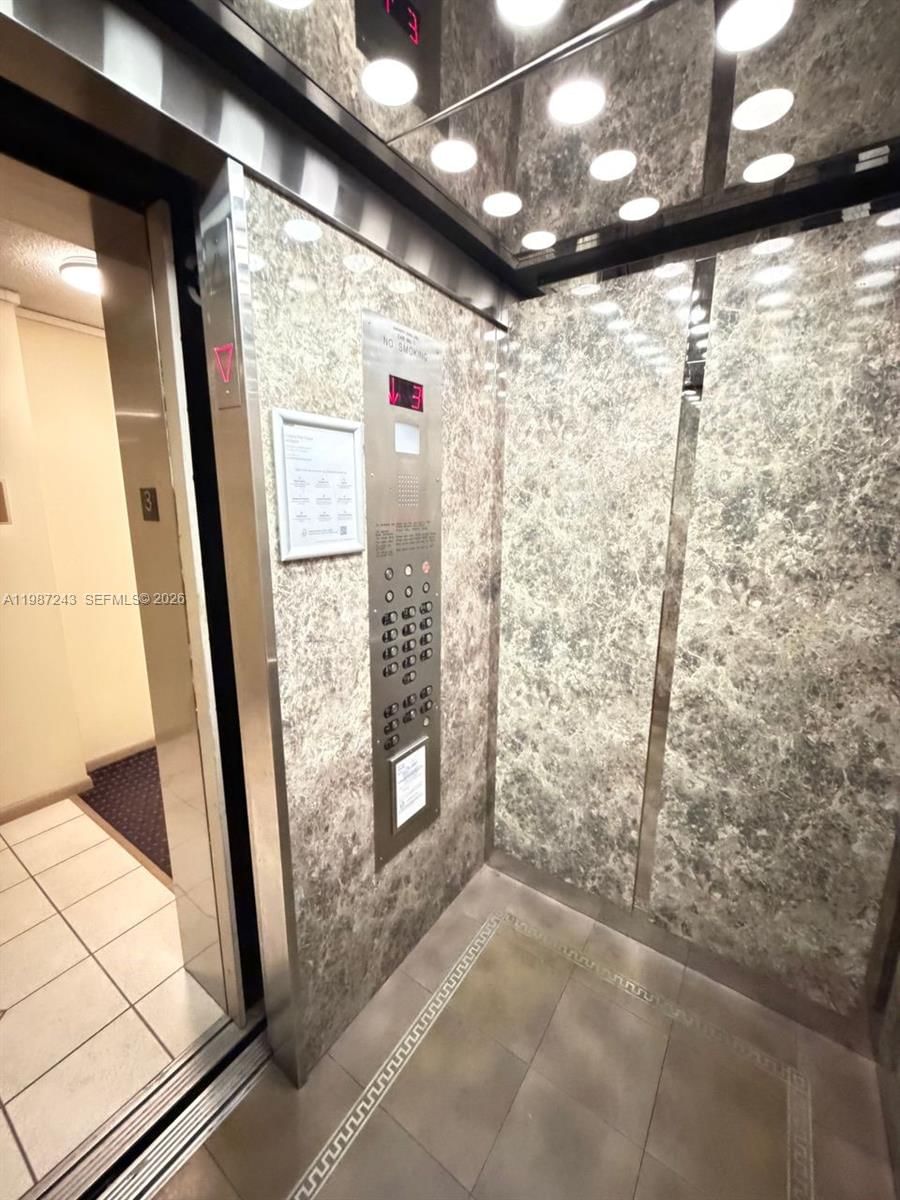 Real estate property located at 900 18th Avenue #304, Broward, Victoria Park Tower Condo, Fort Lauderdale, FL