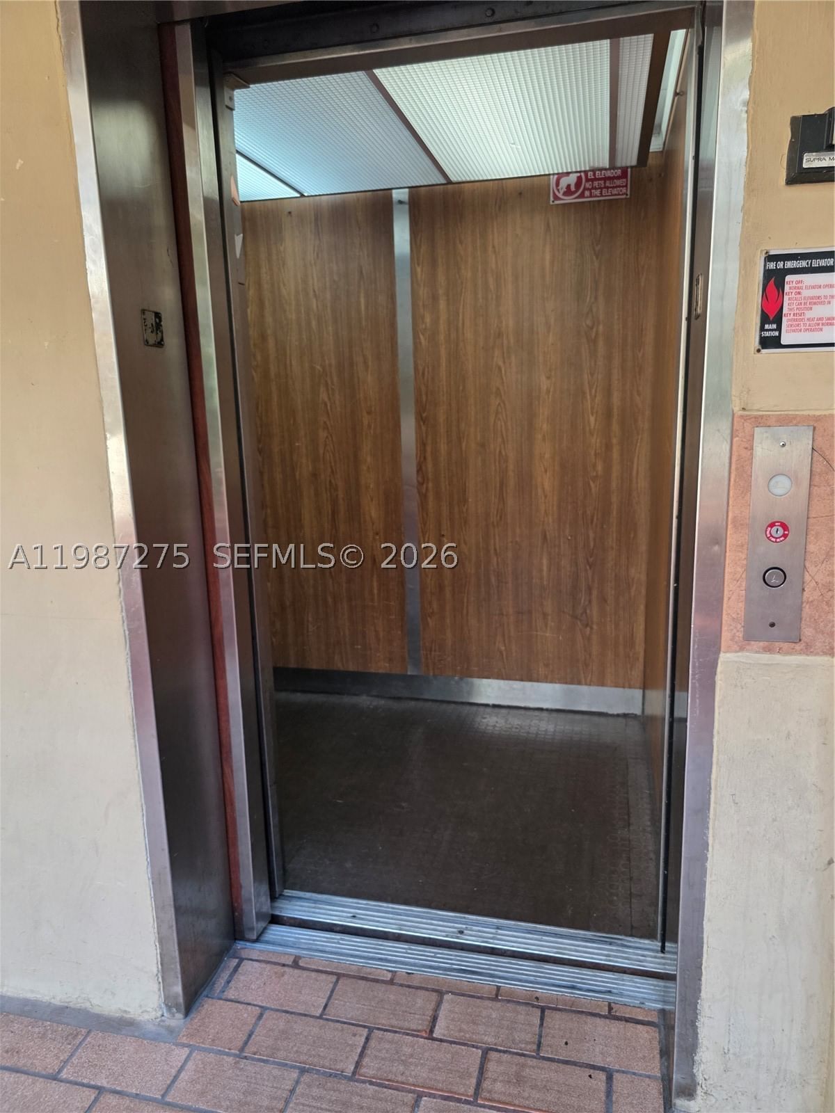 Real estate property located at 8615 8th St #319, Miami-dade, Fox Chase Condo #1, Miami, FL