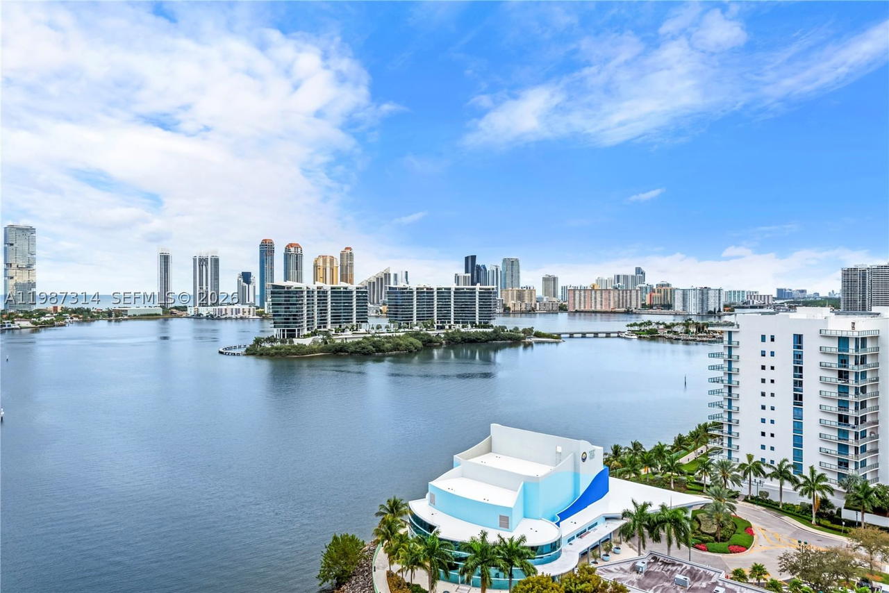 Real estate property located at 3330 190th St #1715, Miami-dade, Aventura Marina Ii, Aventura, FL