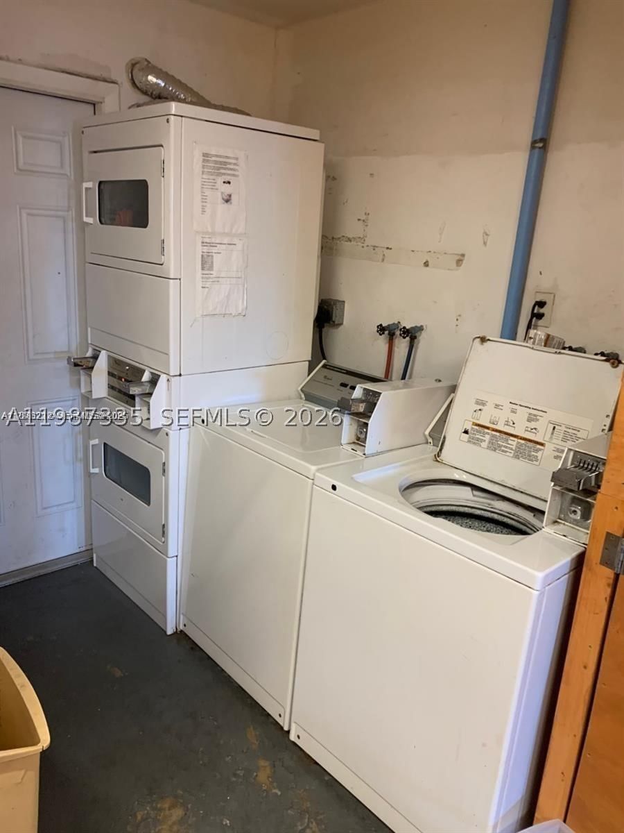 Real estate property located at , Broward, Pell Manor Condominium Ii, Hollywood, FL