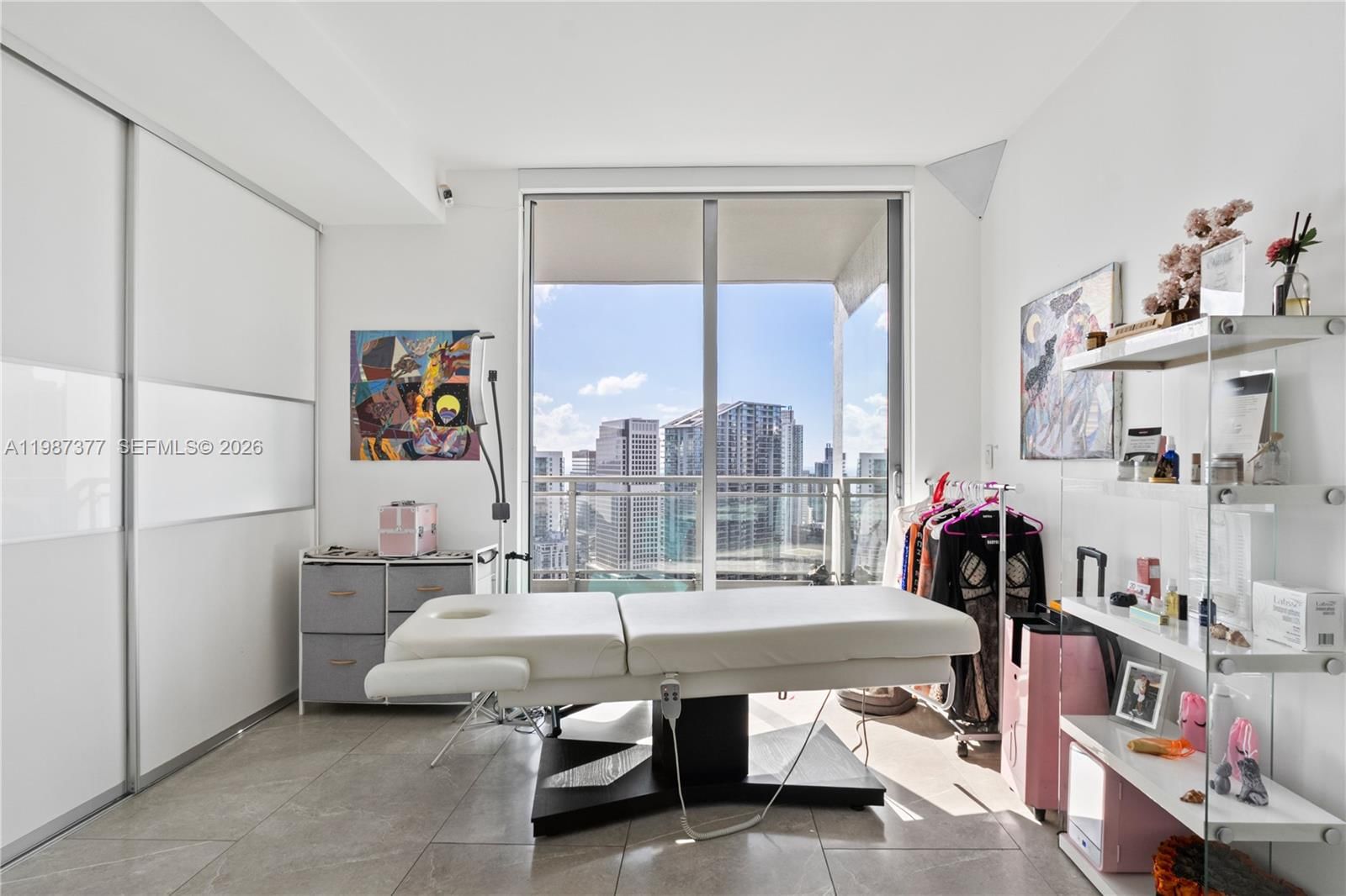 Real estate property located at 90 3rd St #4301, Miami-dade, Ivy Condo, Miami, FL