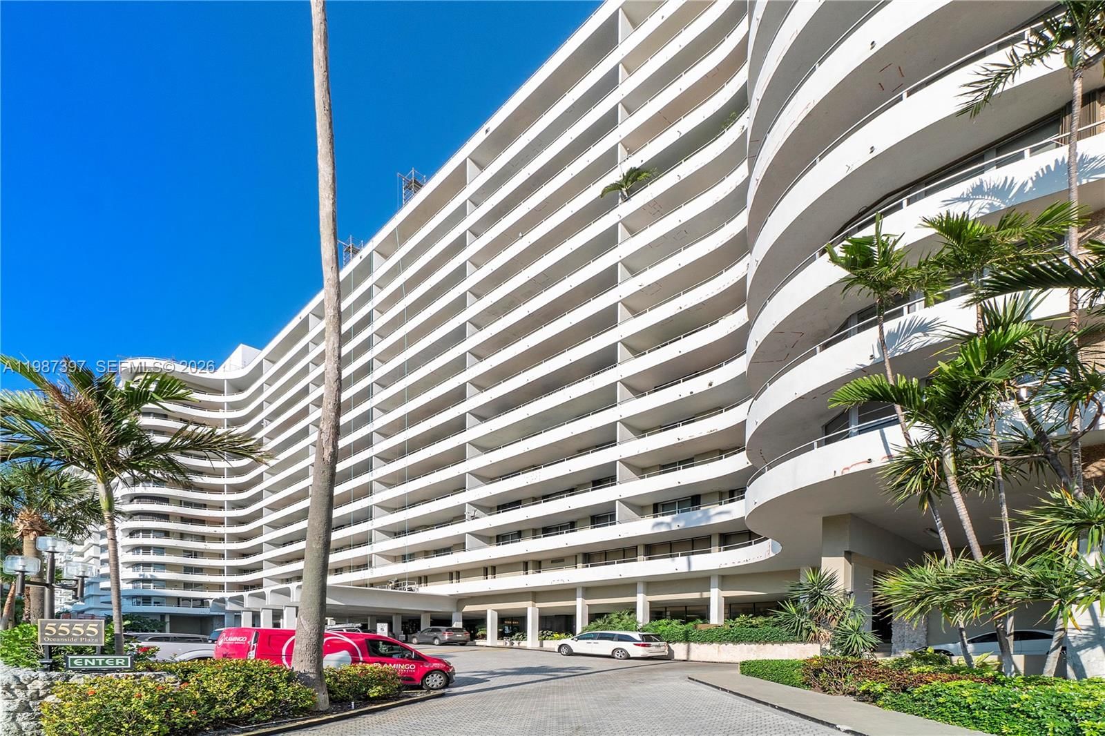 Real estate property located at 5555 Collins Ave #11A, Miami-dade, Oceanside Plaza Condo, Miami Beach, FL