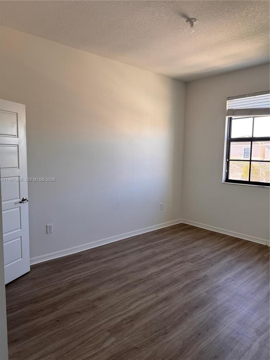Real estate property located at 772 191st Ter, Miami-dade, Champion Lakes, Miami, FL