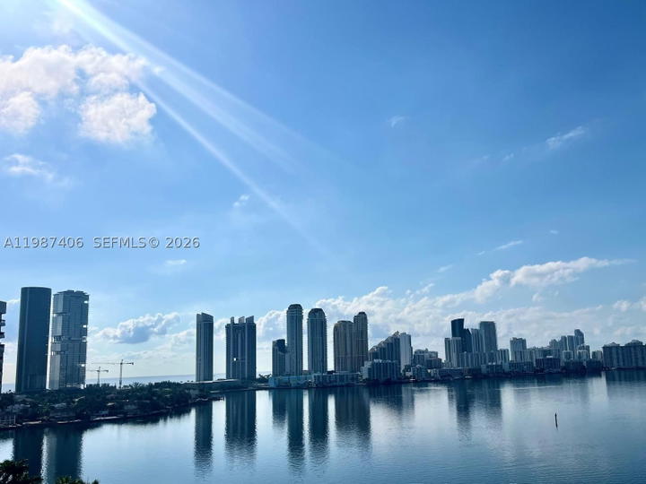 Real estate property located at 3530 Mystic Pointe Dr #1412, Miami-dade, Mystic Pointe Tower 500 C, Aventura, FL