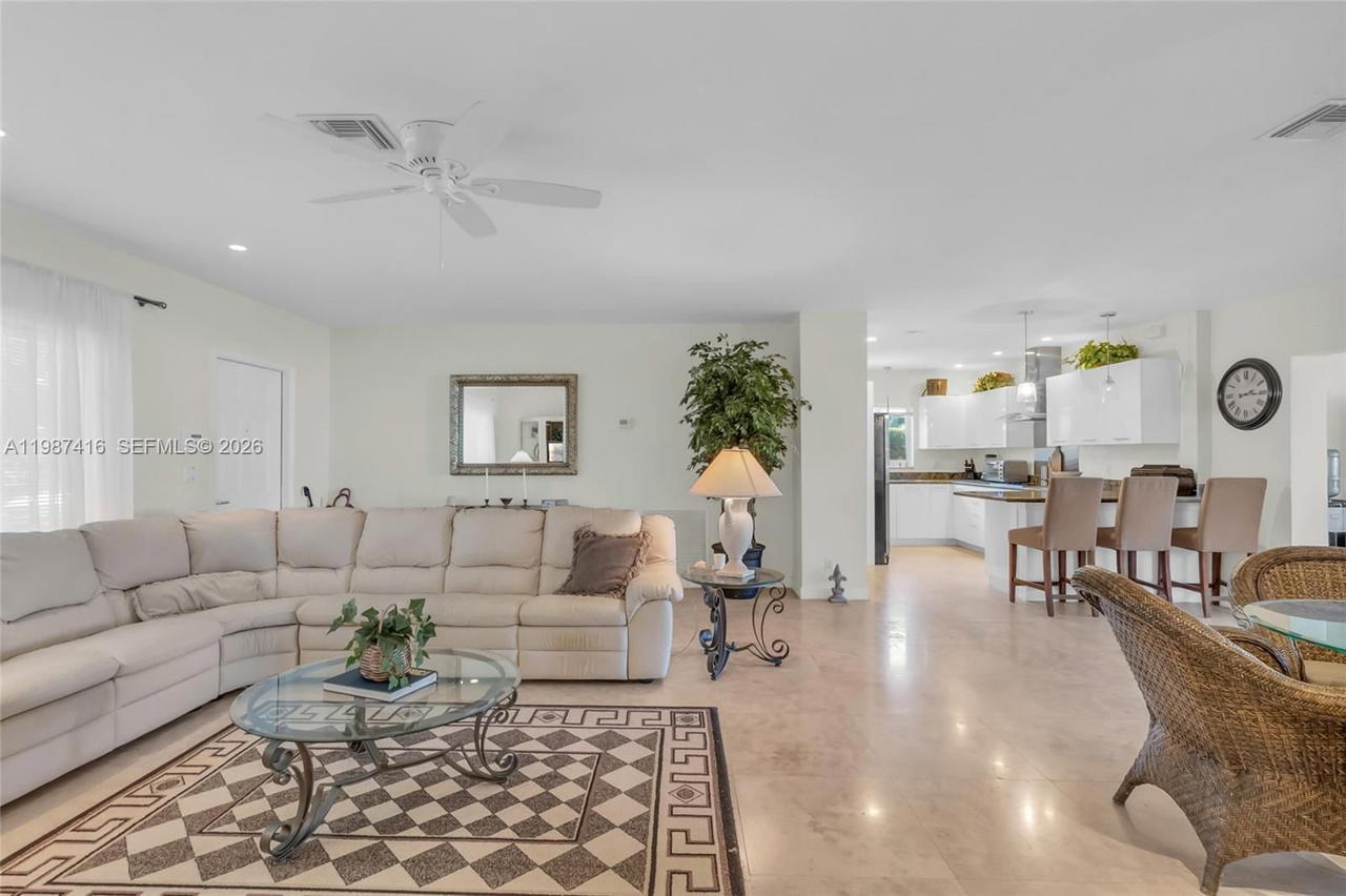 Real estate property located at 1995 Ixora Rd, Miami-dade, Venetian Sec Keystone Poi, North Miami, FL