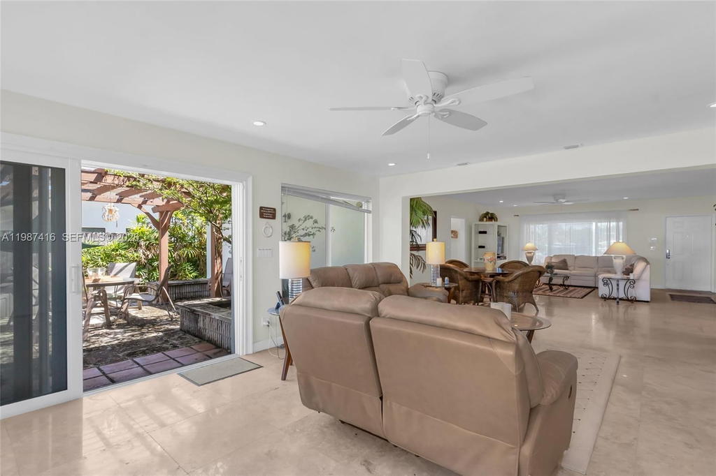 Real estate property located at 1995 Ixora Rd, Miami-dade, Venetian Sec Keystone Poi, North Miami, FL