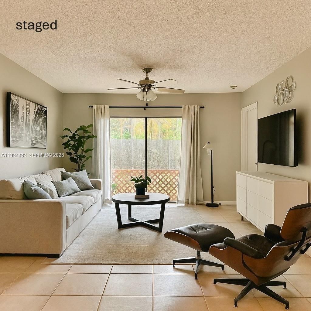 Real estate property located at 10616 10th St #104, Broward, Fairview At Pembroke Poin, Pembroke Pines, FL