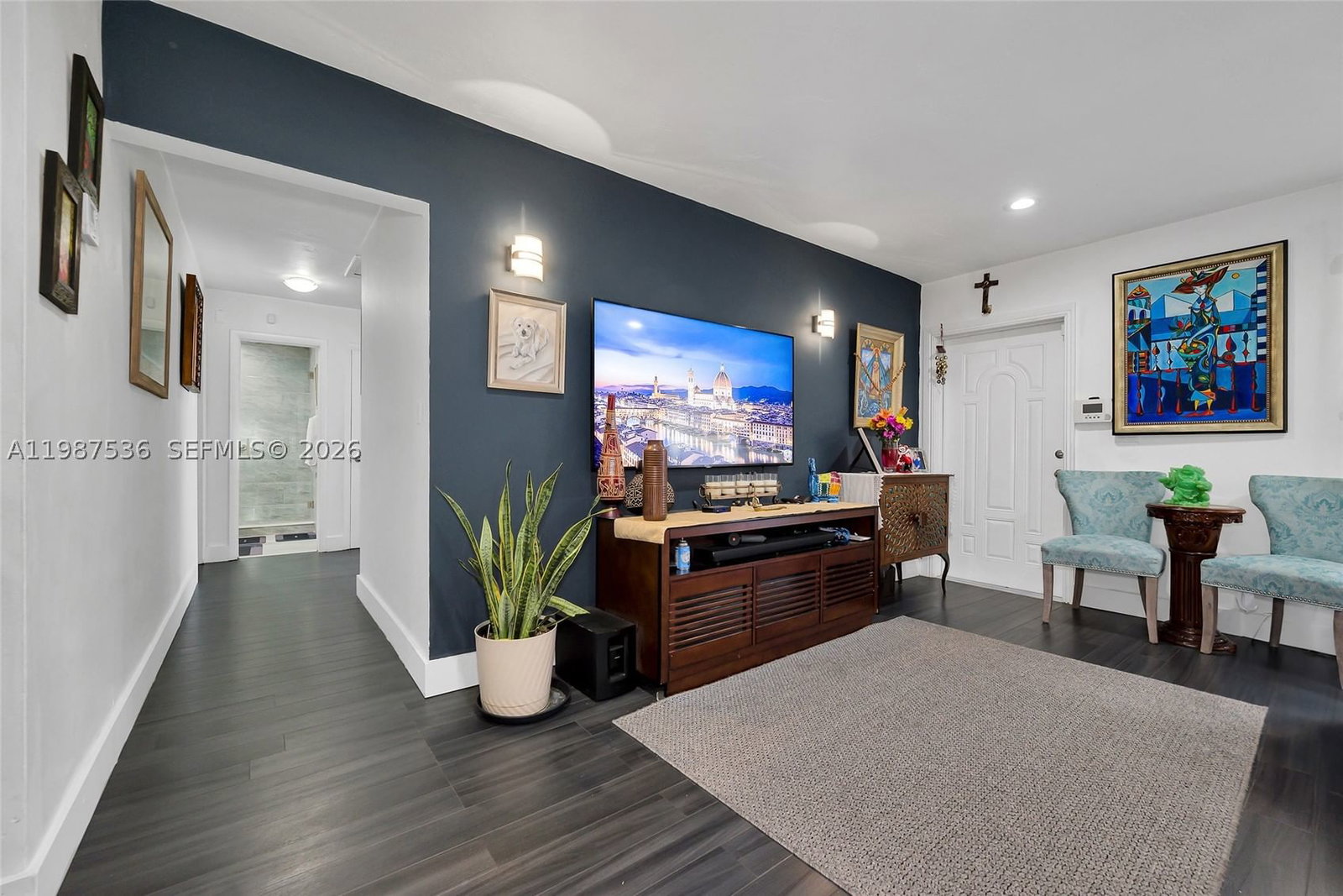 Real estate property located at 12324 111th S Canal St Rd, Miami-dade, Devon-aire Villas Sec 4, Miami, FL
