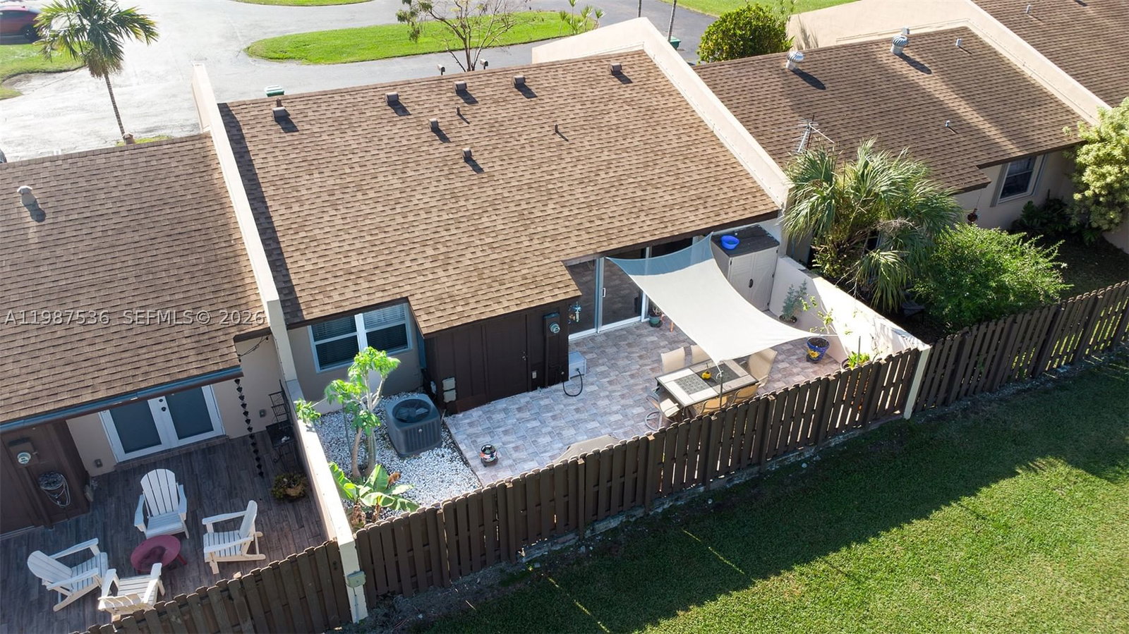 Real estate property located at 12324 111th S Canal St Rd, Miami-dade, Devon-aire Villas Sec 4, Miami, FL