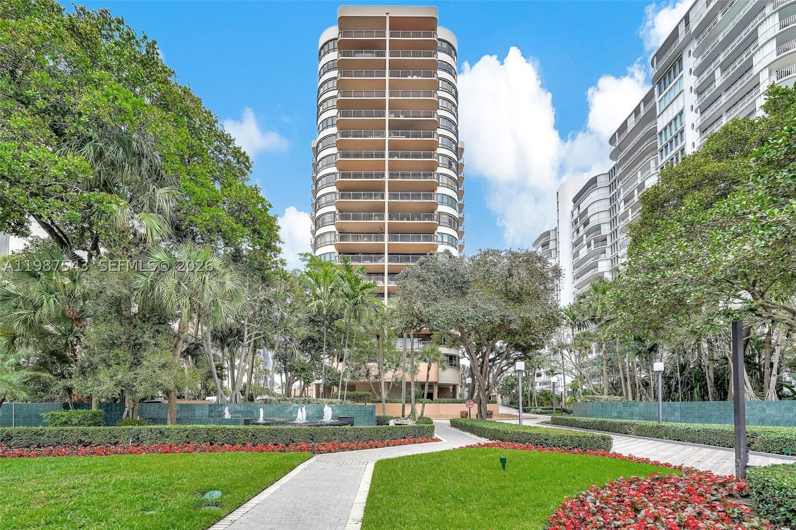 Real estate property located at 10175 Collins Ave #1207, Miami-dade, The Tiffany Of Bal Harbou, Bal Harbour, FL
