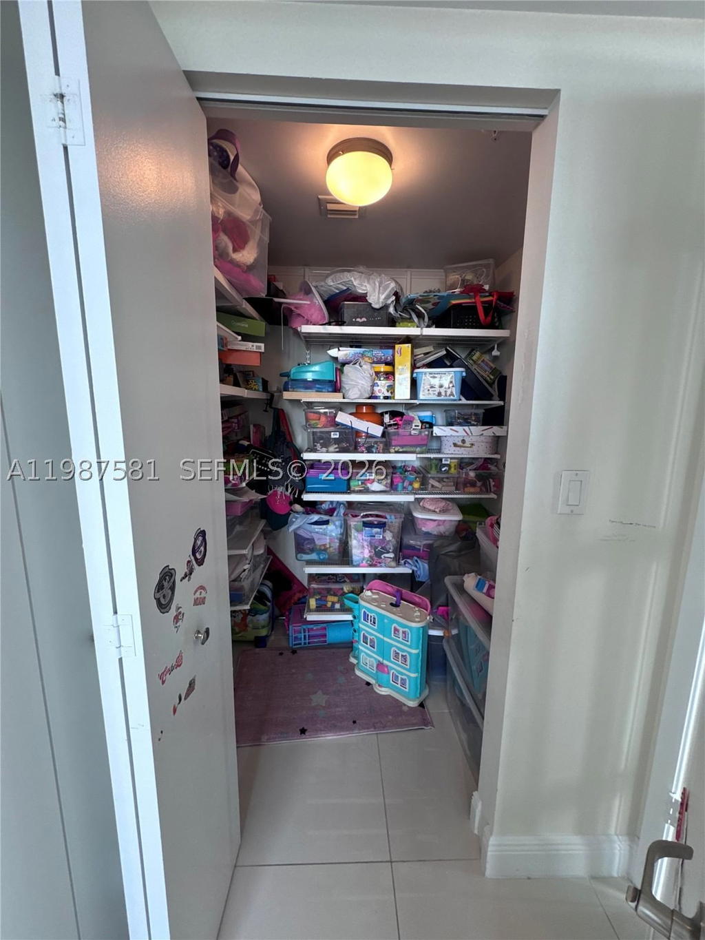 Real estate property located at 1861 S River Dr #705, Miami-dade, Terrazas Riverpark Villag, Miami, FL