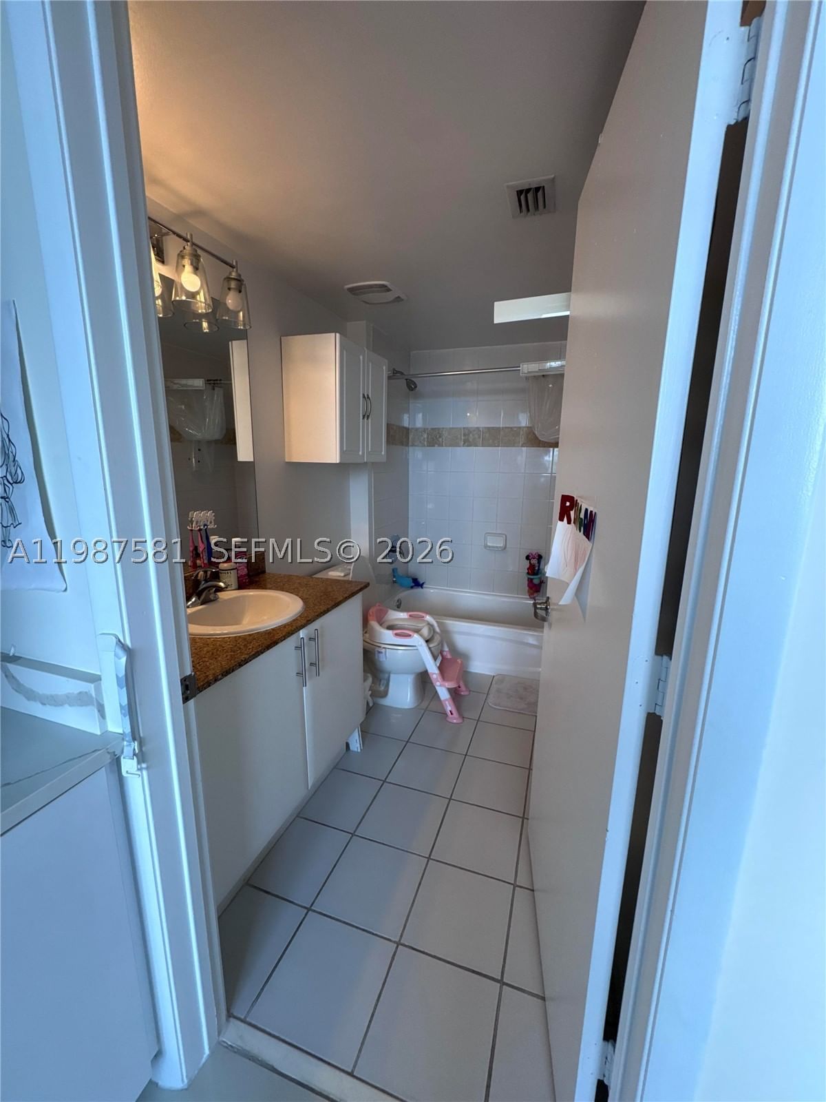 Real estate property located at 1861 S River Dr #705, Miami-dade, Terrazas Riverpark Villag, Miami, FL