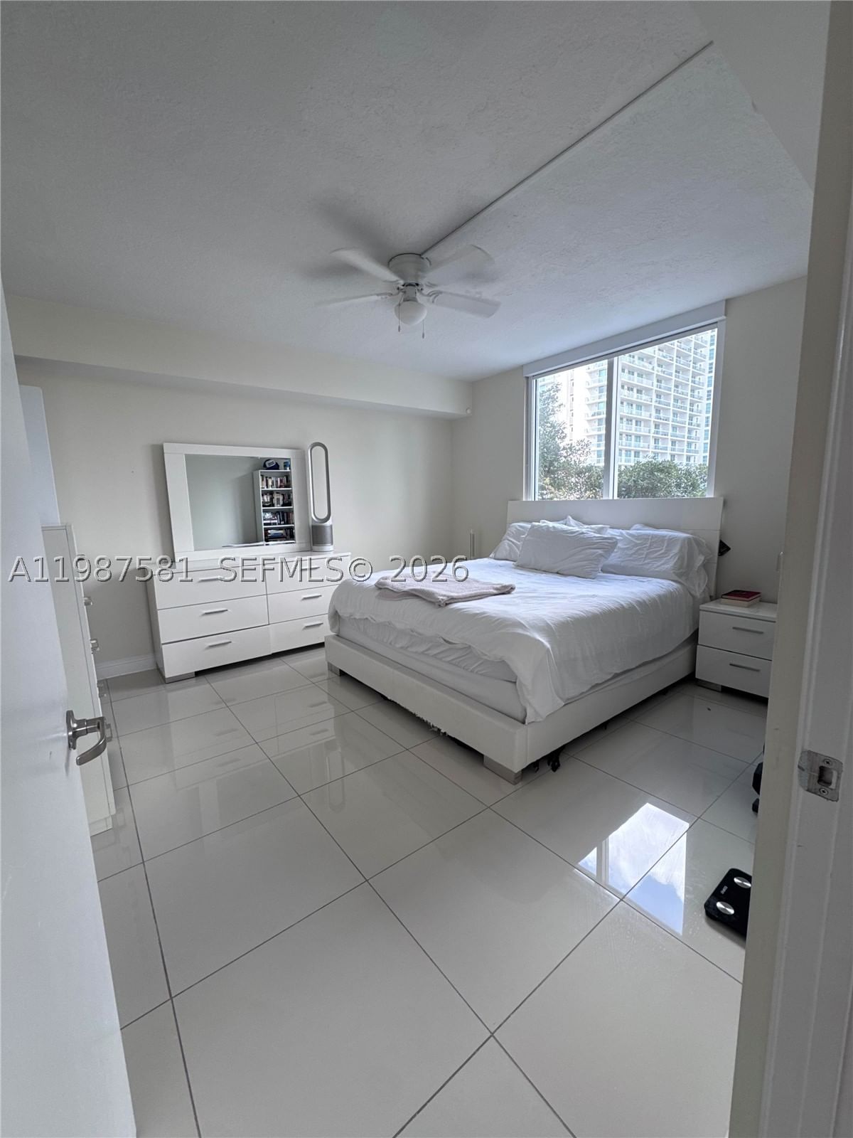 Real estate property located at 1861 S River Dr #705, Miami-dade, Terrazas Riverpark Villag, Miami, FL