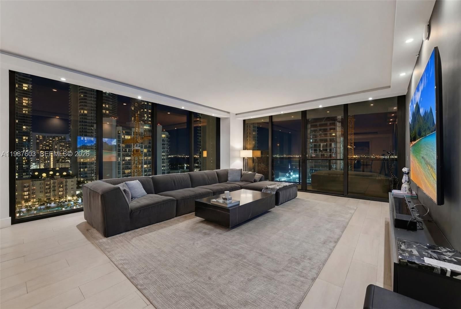 Real estate property located at 460 28th St #1601, Miami-dade, Icon Bay Condo, Miami, FL