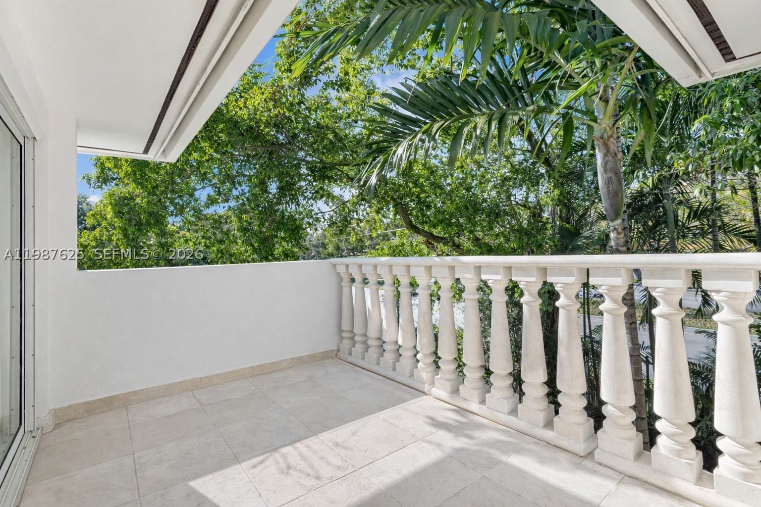 Real estate property located at 4000 Alhambra Circle, Miami-dade, C Gab Country Club Sec 5, Coral Gables, FL