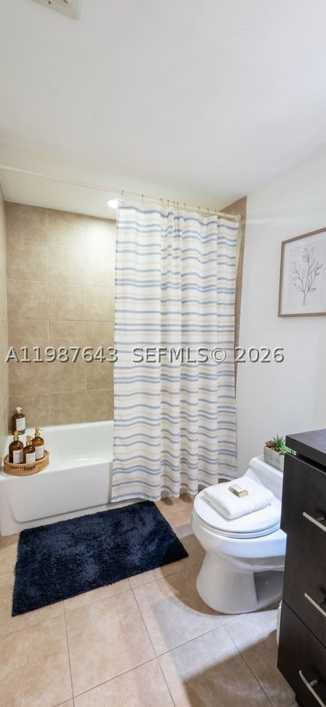 Real estate property located at 5055 7th St #206, Miami-dade, Half Moon Towers Condo, Miami, FL