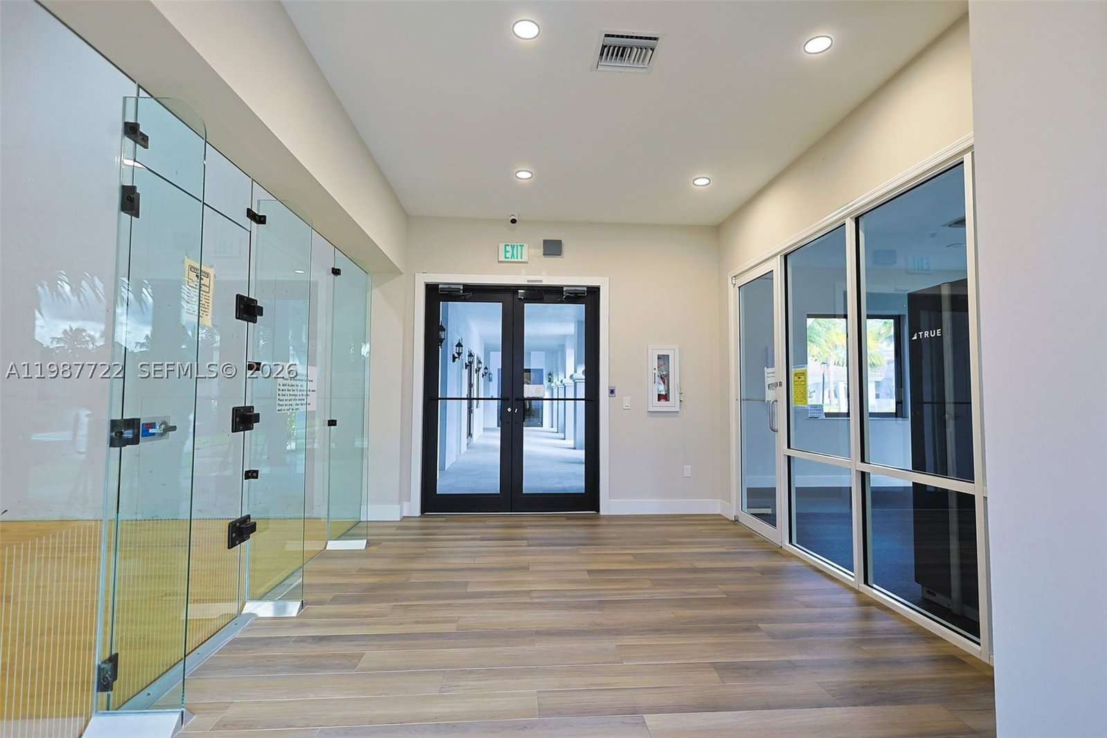 Real estate property located at 2640 University Dr #230, Broward, Royal Grand Condo, Davie, FL