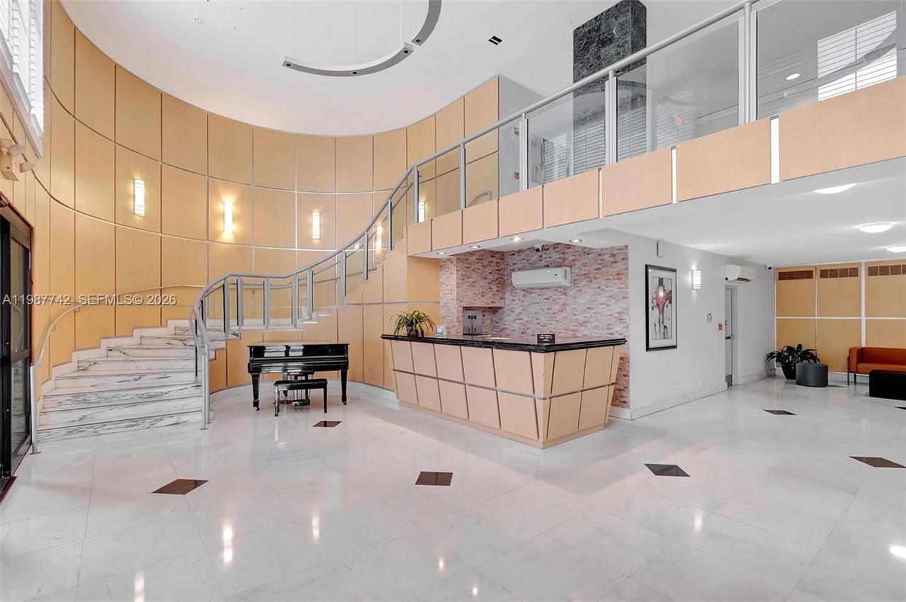 Real estate property located at 6770 Indian Creek Dr #15F, Miami-dade, Aquasol Condo, Miami Beach, FL
