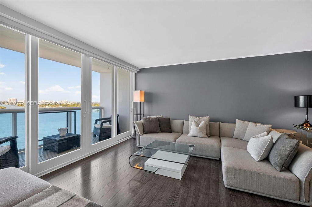 Real estate property located at 6770 Indian Creek Dr #15F, Miami-dade, Aquasol Condo, Miami Beach, FL